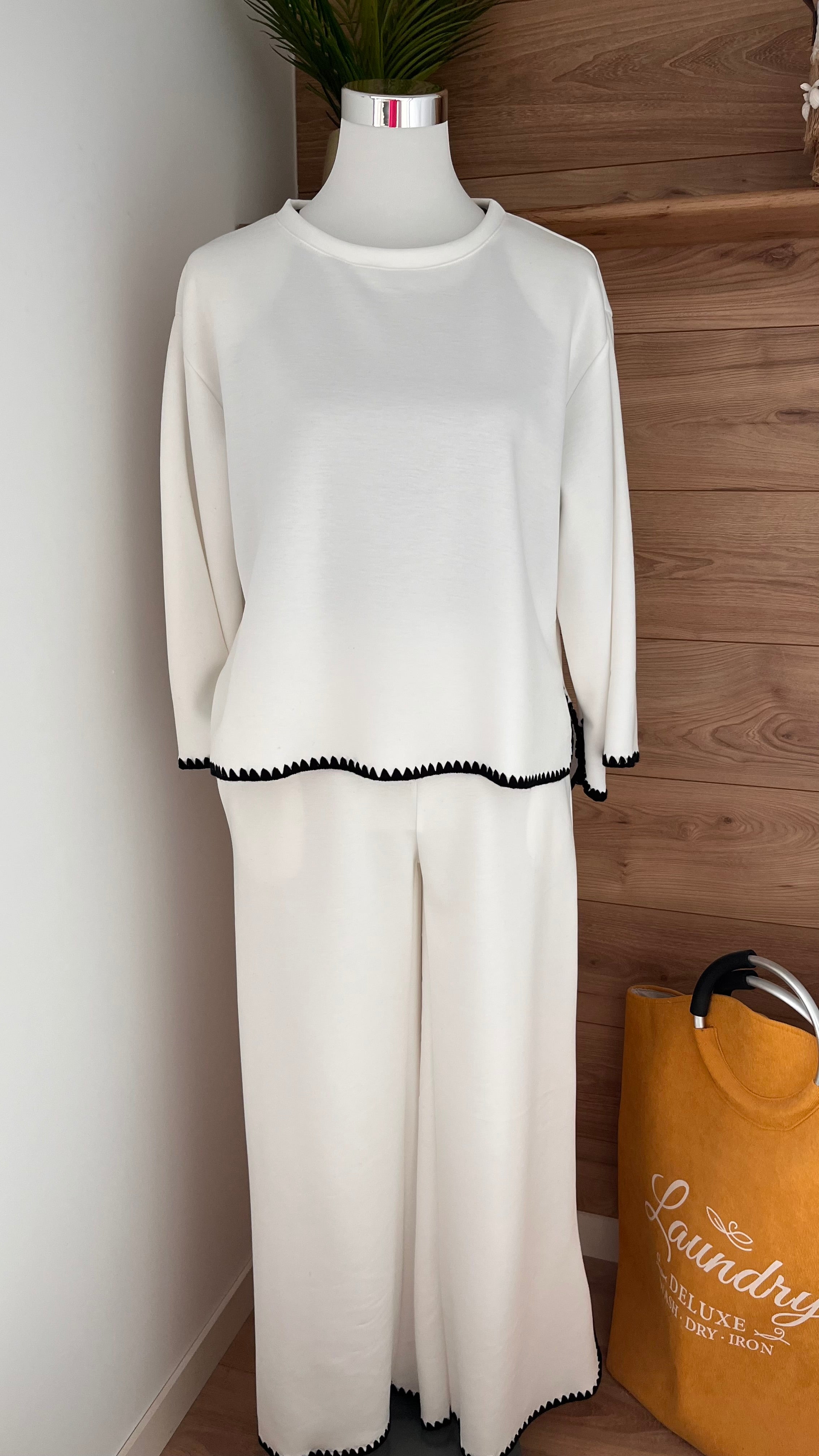 Ensemble Liseré Taille Élastique - 52% Polyester - Fabrication Italie