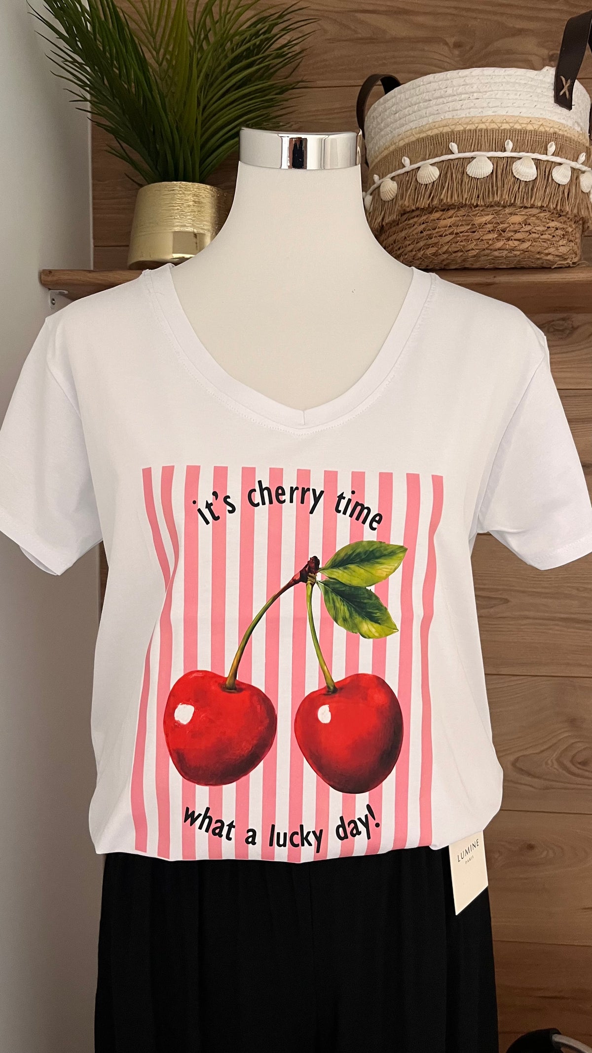 TEE shirt