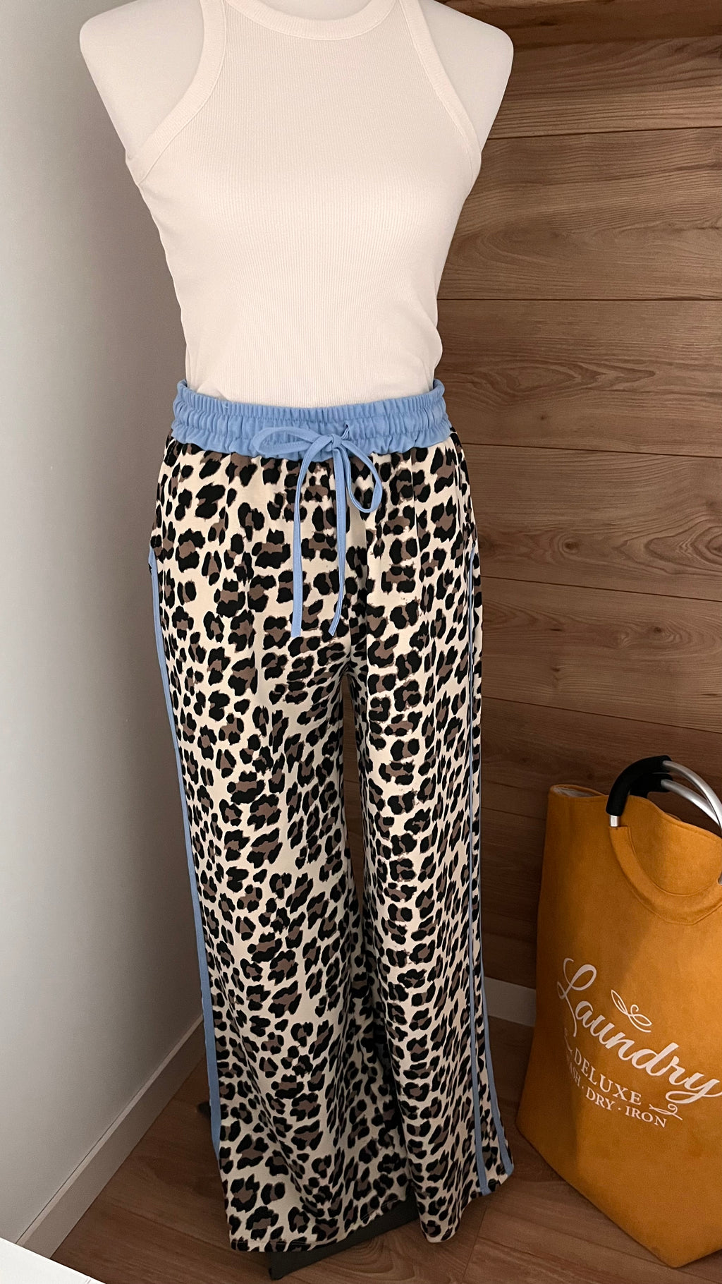 Pantalon Imprimé Léopard Fluide - 70% Viscose - Fabrication Italie