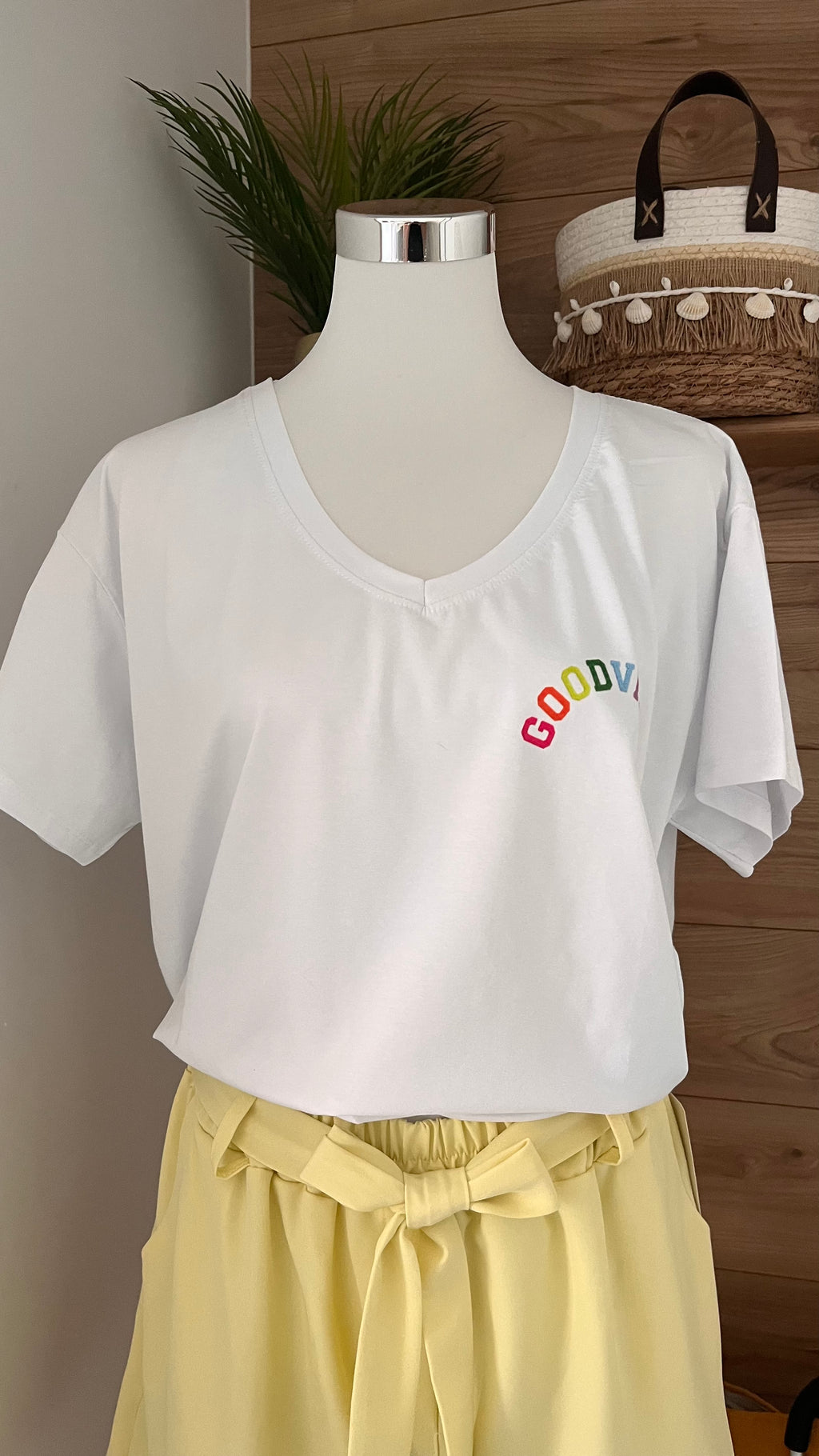 TEE shirt